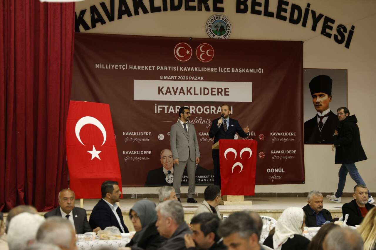 MHP Muğla İl  Başkanı Burak Demirel Kavaklıdere’de Vatandaşlarla Aynı Sofrada Buluştu 14